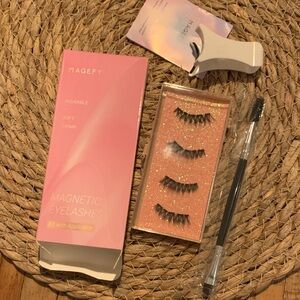 Magnetic Eyelashes Kit with Applicator - Black